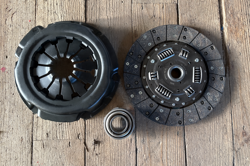 3pc Standard Clutch Kit for Rover V8 Engine to fit TVR