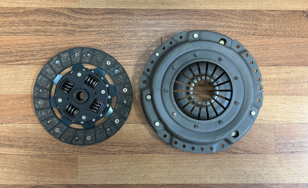 2Pc Clutch Kit for Vauxhall Astra MK 4 Engine Code X20XEV