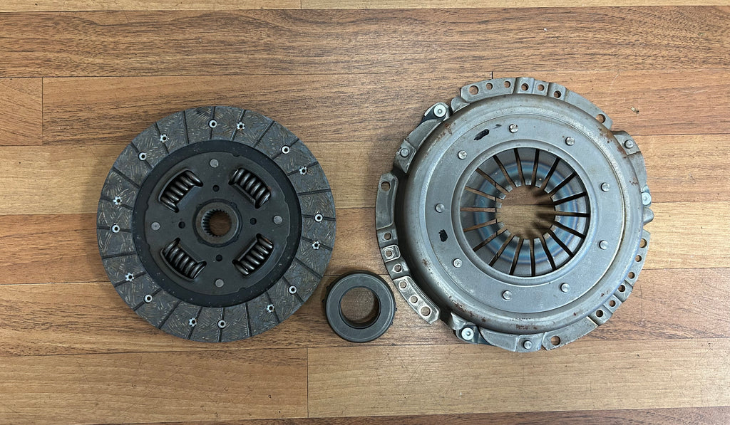 3Pc Clutch Kit for Toyota Hilux 2.4 1989-1997 Engine Code 22RE